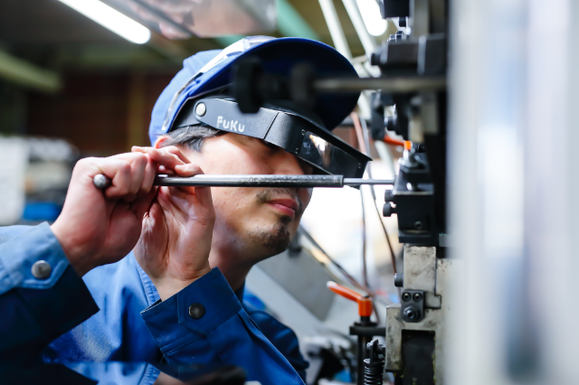 仕事中のスタッフ